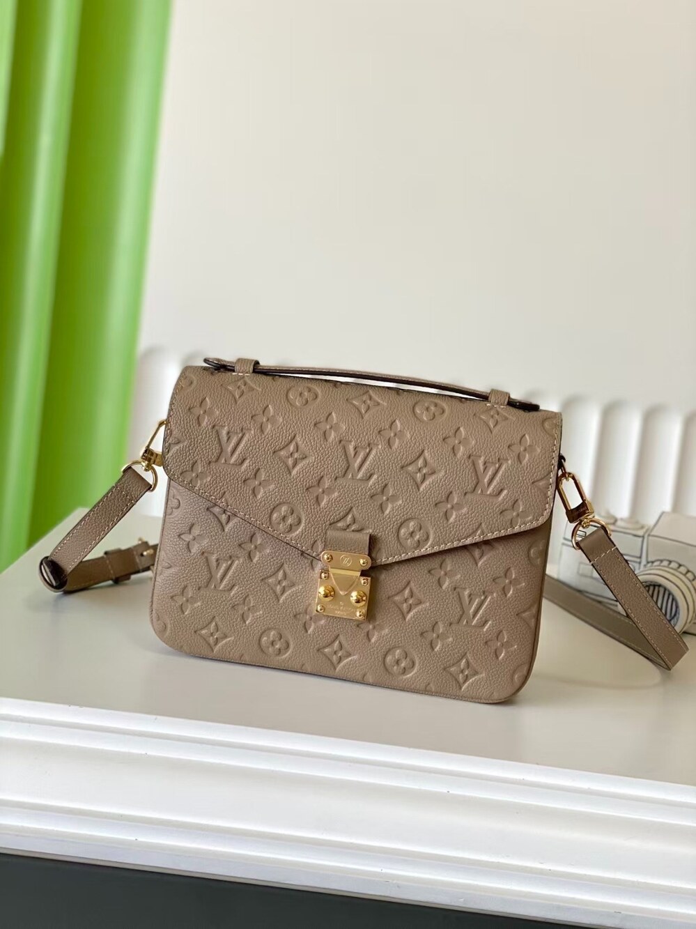 Louis Vuitton Pochette Métis in Monogram Empreinte Leather